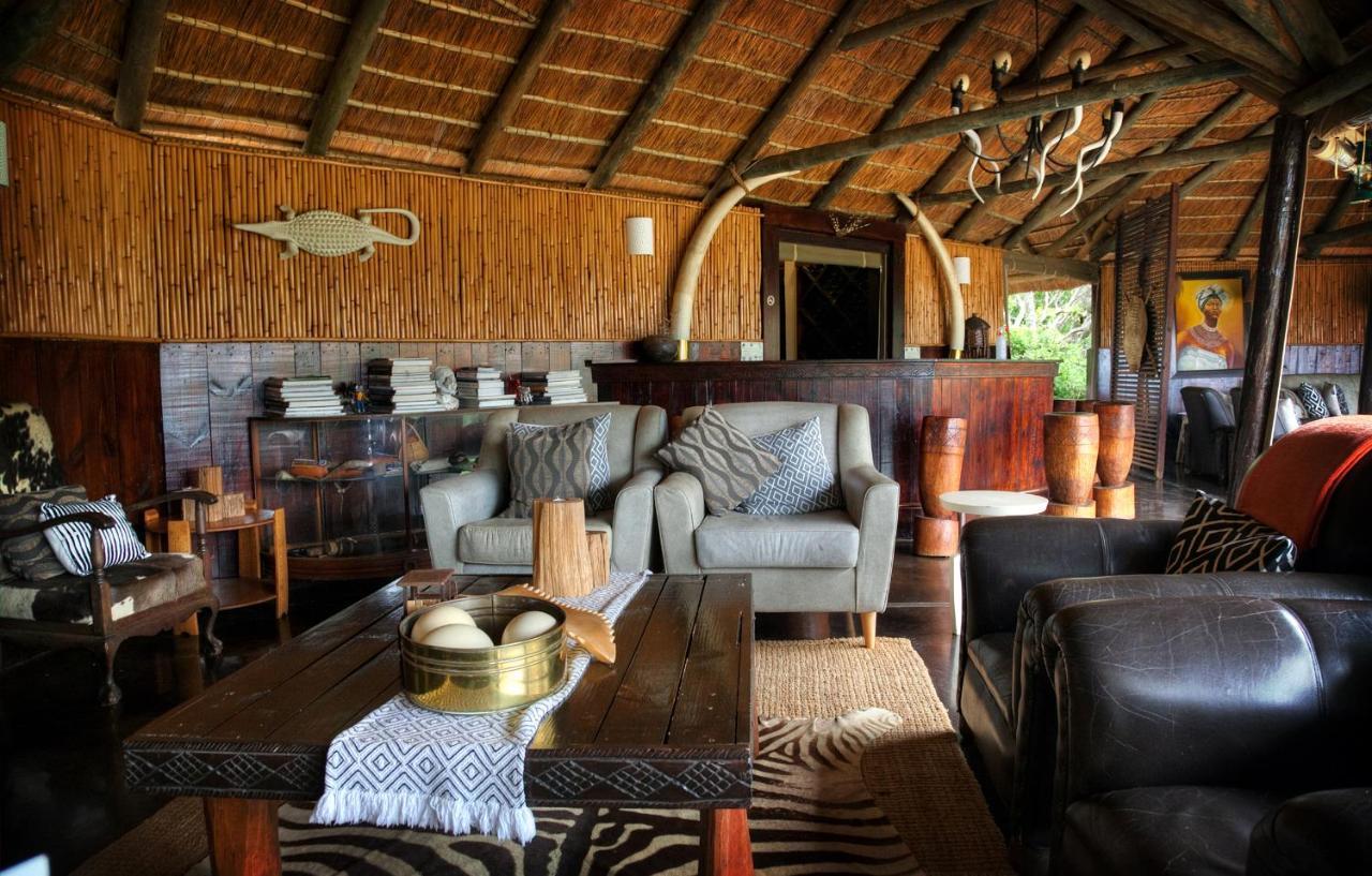 Safari Lodge - Réserve animalière d'Amakhala Extérieur photo