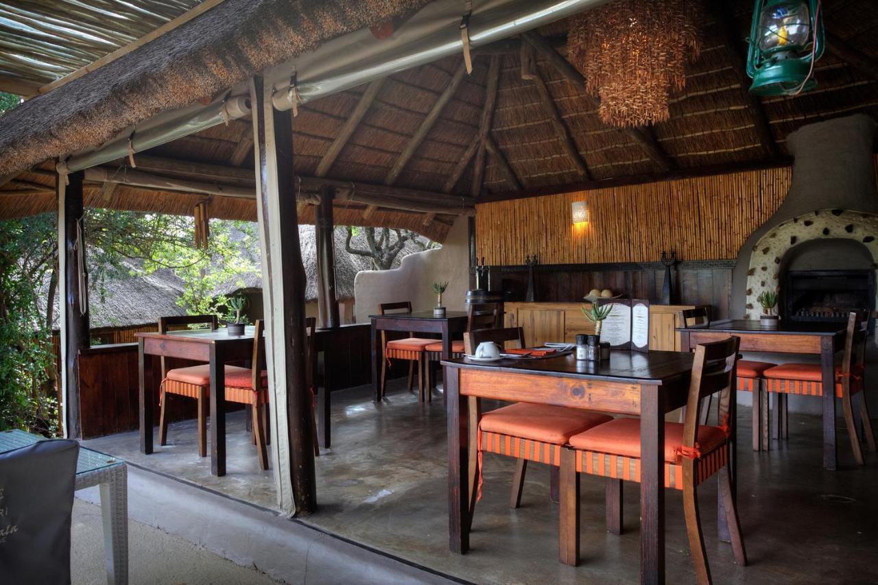 Safari Lodge - Réserve animalière d'Amakhala Extérieur photo