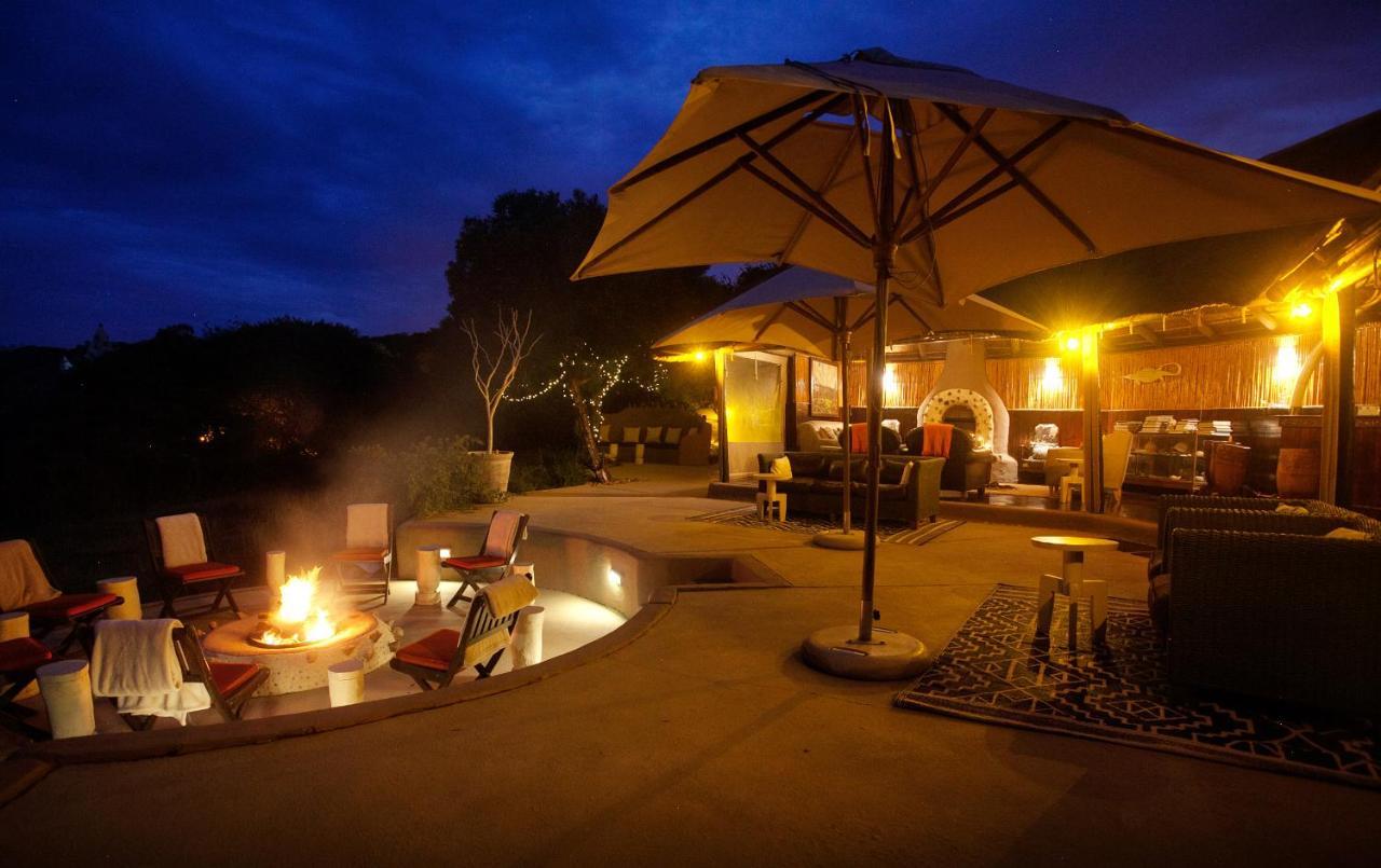 Safari Lodge - Réserve animalière d'Amakhala Extérieur photo