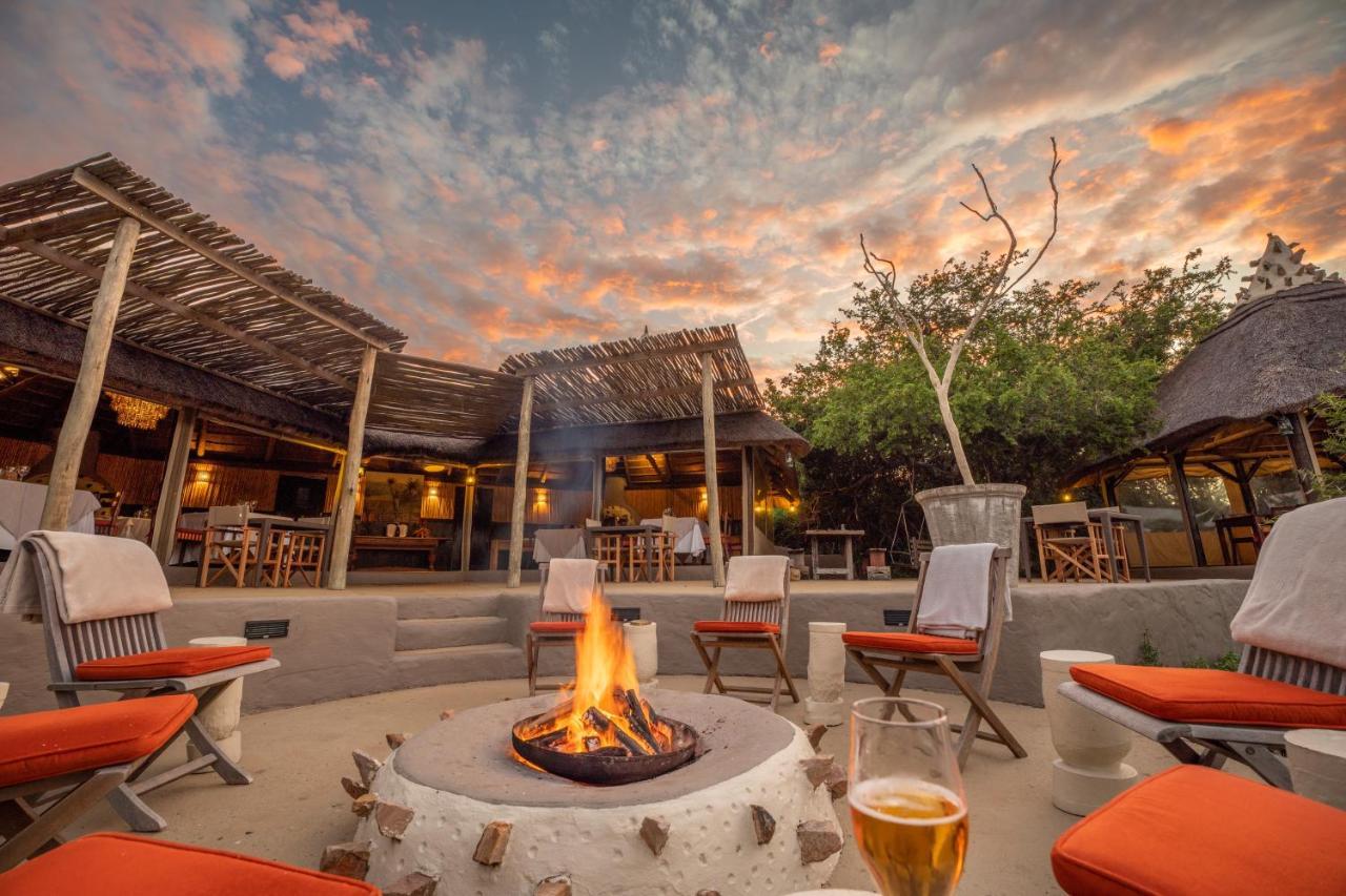 Safari Lodge - Réserve animalière d'Amakhala Extérieur photo